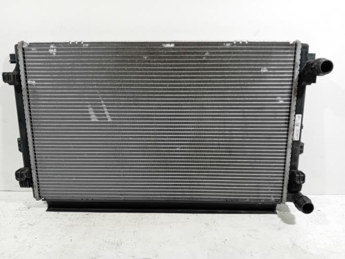 Usagé Radiateur Audi A3 Prix € 60,00 Règlement à la marge proposé par Van der Ven Autorecycling B.V.