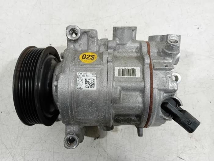 Usagé Compresseur de clim Audi A4 Prix € 79,99 Règlement à la marge proposé par Van der Ven Autorecycling B.V.