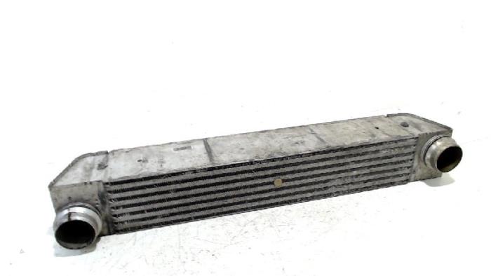 Usagé Intercooler BMW 5-Série Prix € 15,00 Règlement à la marge proposé par Van der Ven Autorecycling B.V.
