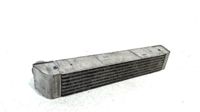 Intercooler d'un BMW 5-Serie 2004