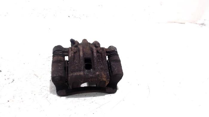 Gebrauchte Bremszange links hinten Kia Rio Preis € 15,00 Margenregelung angeboten von Van der Ven Autorecycling B.V.