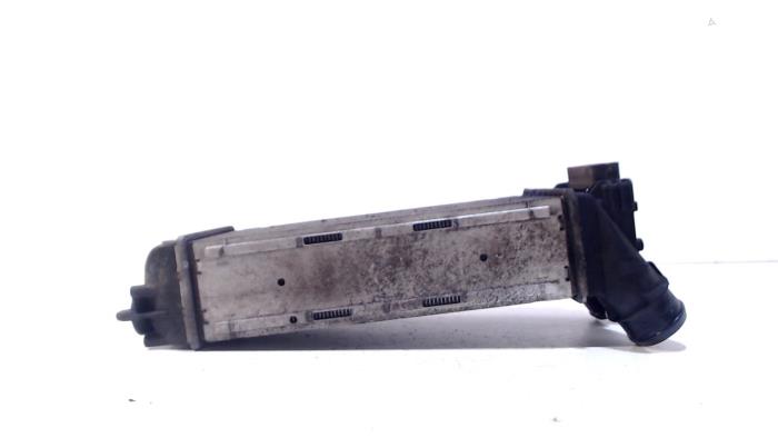 Usagé Intercooler Citroen C4 Grand Picasso Prix € 15,00 Règlement à la marge proposé par Van der Ven Autorecycling B.V.