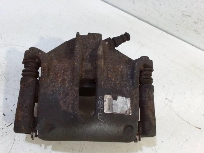 Gebrauchte Bremszange links vorne Citroen C3 Preis € 13,00 Margenregelung angeboten von Van der Ven Autorecycling B.V.