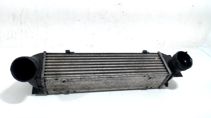 Usagé Intercooler BMW 3-Série Prix € 24,00 Règlement à la marge proposé par Van der Ven Autorecycling B.V.