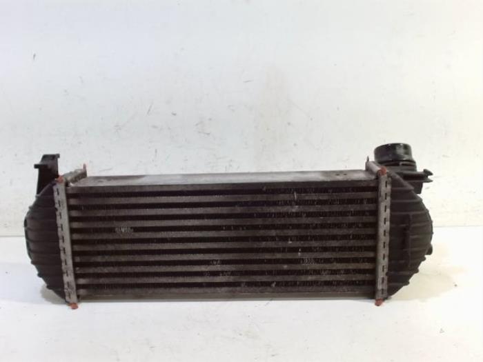Intercooler d'un Mercedes Citan 2013