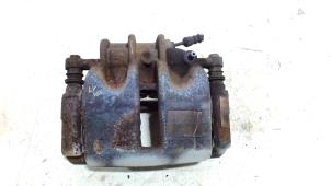 Used Front brake calliper, left Peugeot Expert Price € 20,00 Margin scheme offered by Van der Ven Autorecycling B.V.