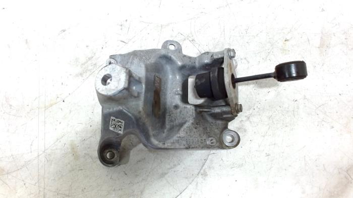 Used Engine mount Audi RS4 Price € 13,00 Margin scheme offered by Van der Ven Autorecycling B.V.