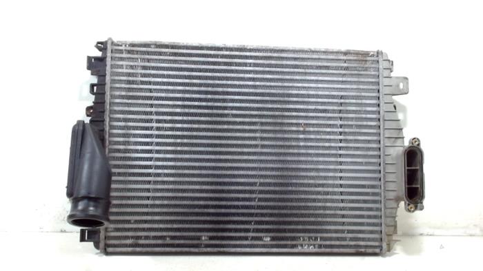 Usagé Intercooler Jaguar S-Type Prix € 25,00 Règlement à la marge proposé par Van der Ven Autorecycling B.V.