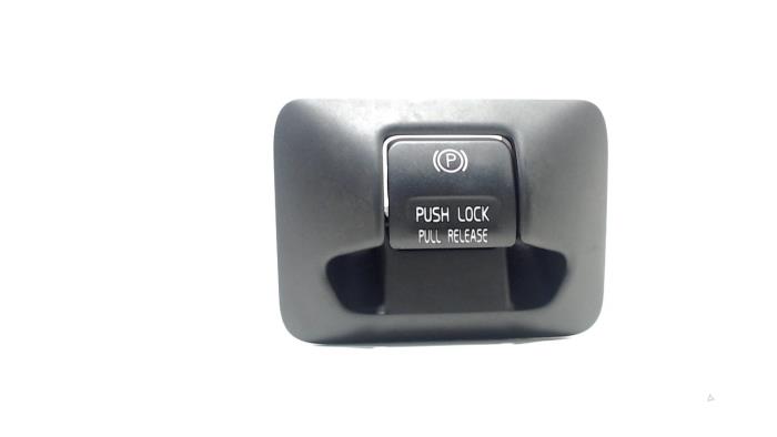 Gebrauchte Handbremse Schalter Volvo V60 Preis € 15,00 Margenregelung angeboten von Van der Ven Autorecycling B.V.