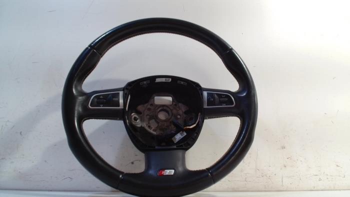 Używane Kierownica Audi S5 Cena € 215,00 Procedura marży oferowane przez Van der Ven Autorecycling B.V.