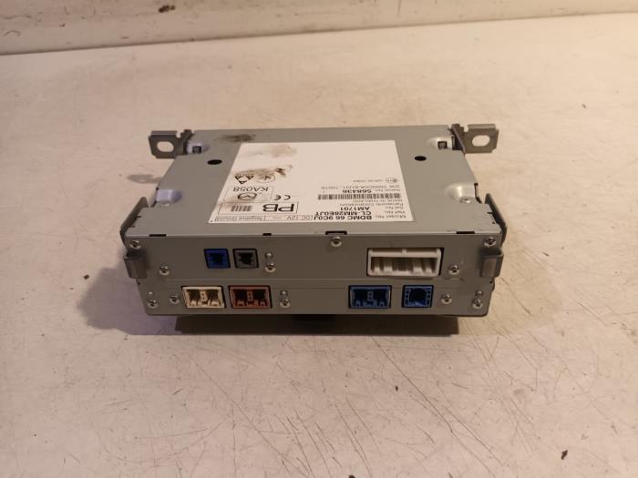 Gebrauchte Navigation System Mazda 3 Preis € 125,00 Margenregelung angeboten von Van der Ven Autorecycling B.V.
