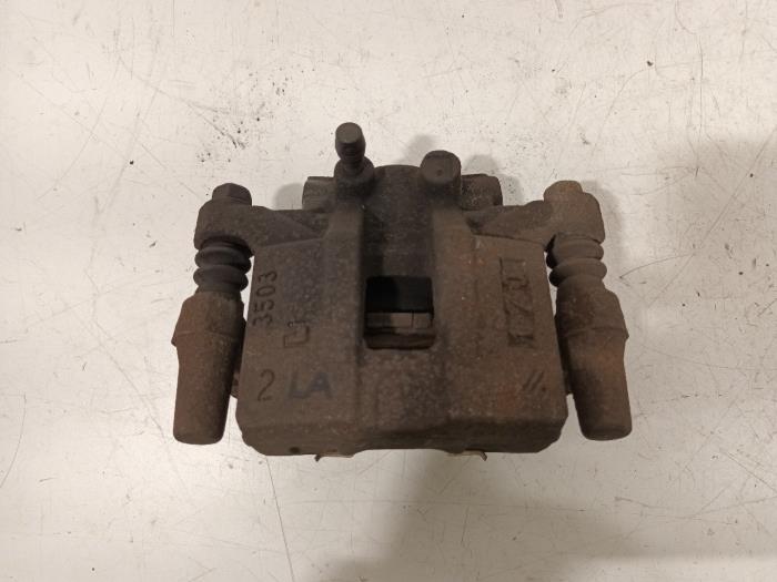 Gebrauchte Bremszange links hinten Jeep Compass Preis € 85,00 Margenregelung angeboten von Van der Ven Autorecycling B.V.