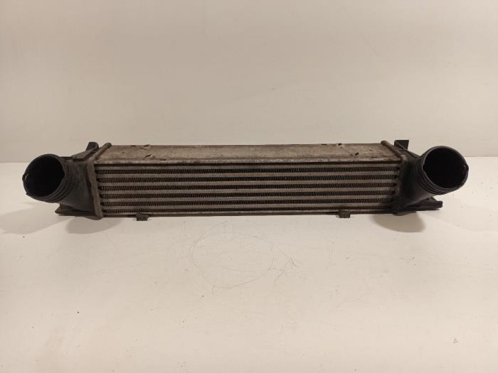 Usados Intercooler BMW 3-Serie Precio € 15,00 Norma de margen ofrecido por Van der Ven Autorecycling B.V.