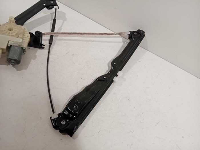 Window mechanism 4-door, front right Peugeot 308 - A73897111