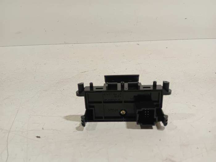 Parking brake switch Volvo V60 - 31433500 D4204T14