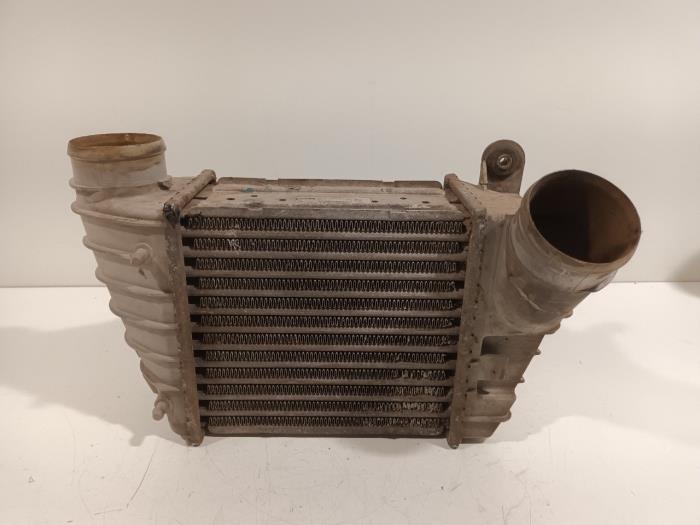 Usados Intercooler Audi TT Precio € 25,00 Norma de margen ofrecido por Van der Ven Autorecycling B.V.