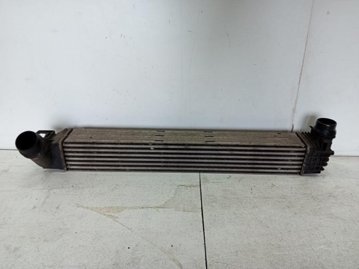 Usagé Intercooler Renault Megane Prix € 25,00 Règlement à la marge proposé par Van der Ven Autorecycling B.V.