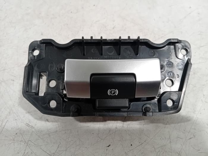 Gebrauchte Handbremse Schalter Landrover Discovery Sport L550 Preis € 45,00 Margenregelung angeboten von Van der Ven Autorecycling B.V.