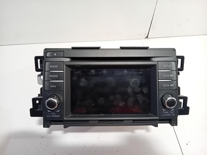 Usagé Système navigation Mazda CX-5 Prix € 215,00 Règlement à la marge proposé par Van der Ven Autorecycling B.V.