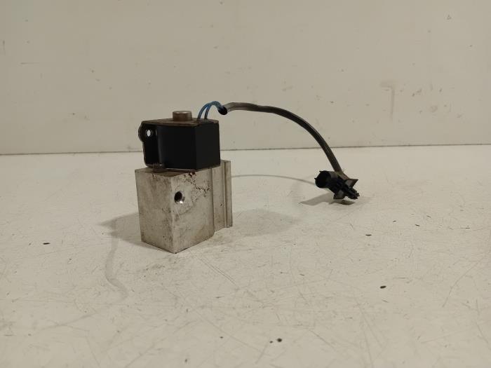 Begagnade Sensor (övriga) BMW I3 Pris € 25,00 Marginaltabell erbjuds av Van der Ven Autorecycling B.V.