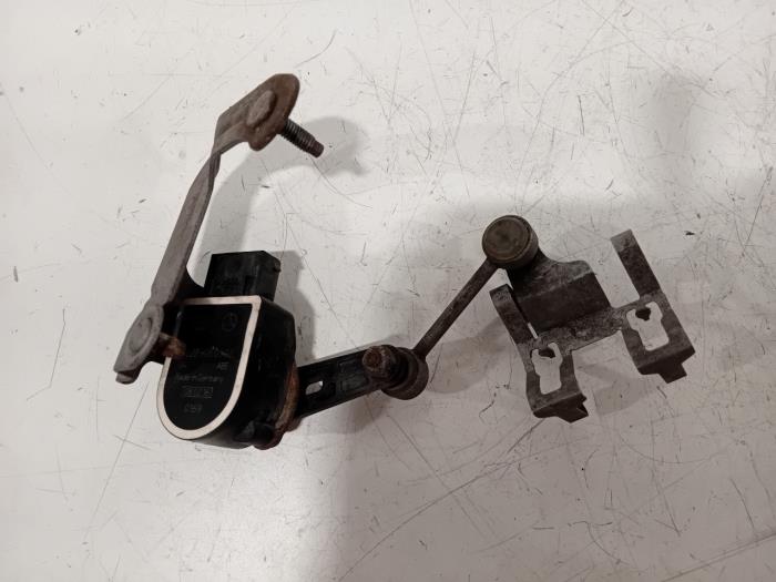 Begagnade Sensor (övriga) Mercedes C-Klasse Pris € 45,00 Marginaltabell erbjuds av Van der Ven Autorecycling B.V.