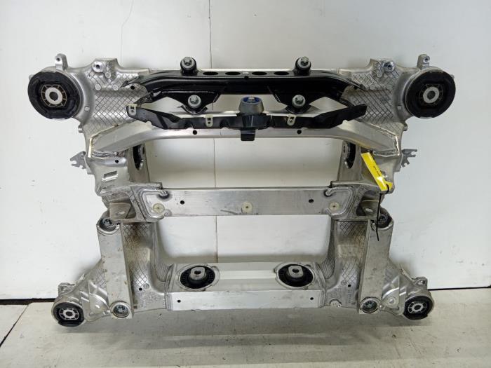 Begagnade Underram BMW IX Pris € 750,00 Marginaltabell erbjuds av Van der Ven Autorecycling B.V.