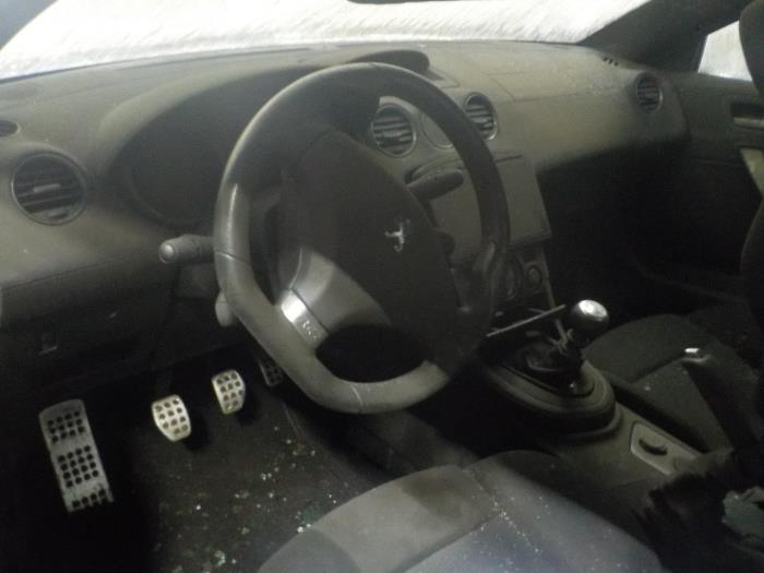 ABS Pumpe van een Peugeot RCZ 2011