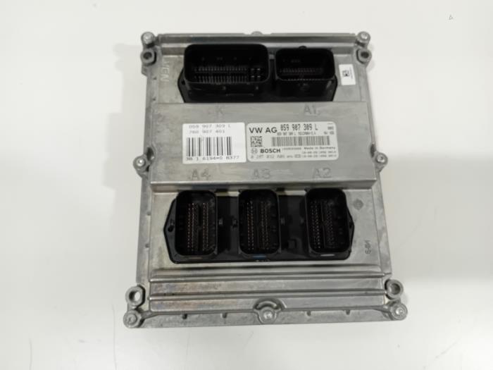 Used Engine management computer Volkswagen Touareg Price € 300,00 Margin scheme offered by Van der Ven Autorecycling B.V.