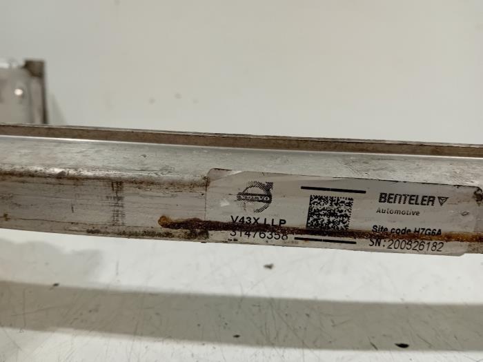 Front bumper frame Volvo V60 - 31476338