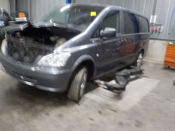 Dynamo van een Mercedes Vito 2010
