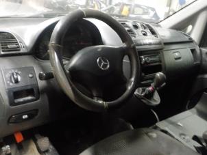 Dynamo van een Mercedes Vito 2010