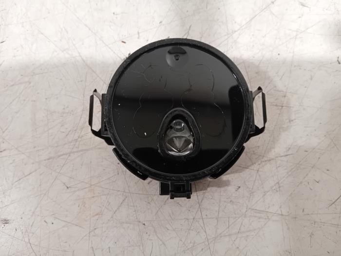 Begagnade Regnsensor Nissan Leaf Pris € 20,00 Marginaltabell erbjuds av Van der Ven Autorecycling B.V.