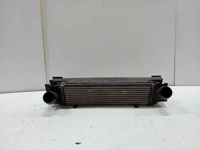Usados Intercooler BMW 1-Serie Precio € 60,00 Norma de margen ofrecido por Van der Ven Autorecycling B.V.