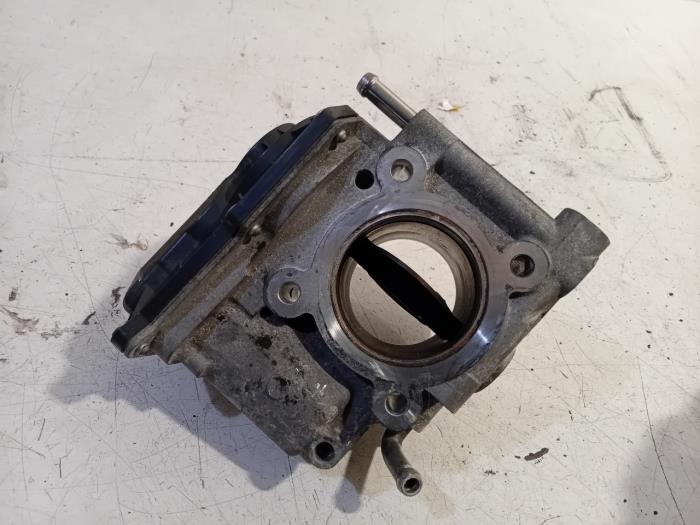 Gebrauchte Drosselklappengehäuse Mazda 6 Preis € 25,00 Margenregelung angeboten von Van der Ven Autorecycling B.V.