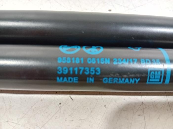 Set of tailgate gas struts Opel Crossland X - 39117353