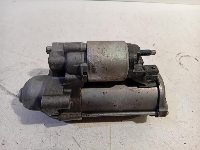 Used Engine management computer Peugeot 5008 Price € 10,00 Margin scheme offered by Van der Ven Autorecycling B.V.
