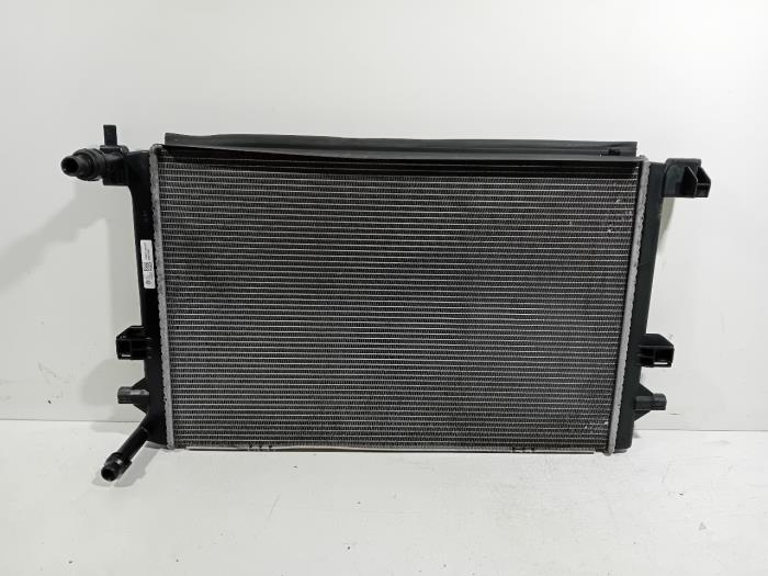 Usagé Radiateur Volkswagen E-Golf Prix € 75,00 Règlement à la marge proposé par Van der Ven Autorecycling B.V.