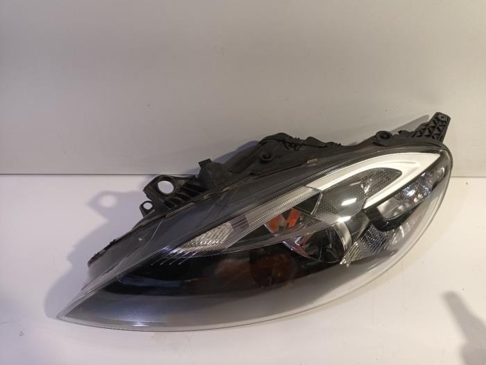 Headlight, left Volvo V40 - 31420003