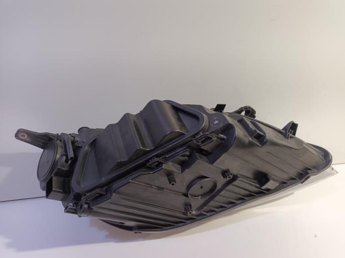 Headlight, left Volvo V40 - 31420003