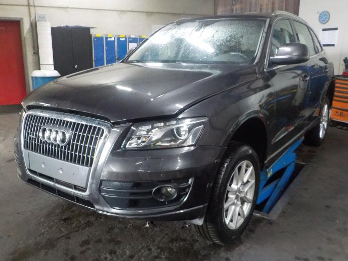 Usados Intercooler Audi Q5 Precio € 30,00 Norma de margen ofrecido por Van der Ven Autorecycling B.V.