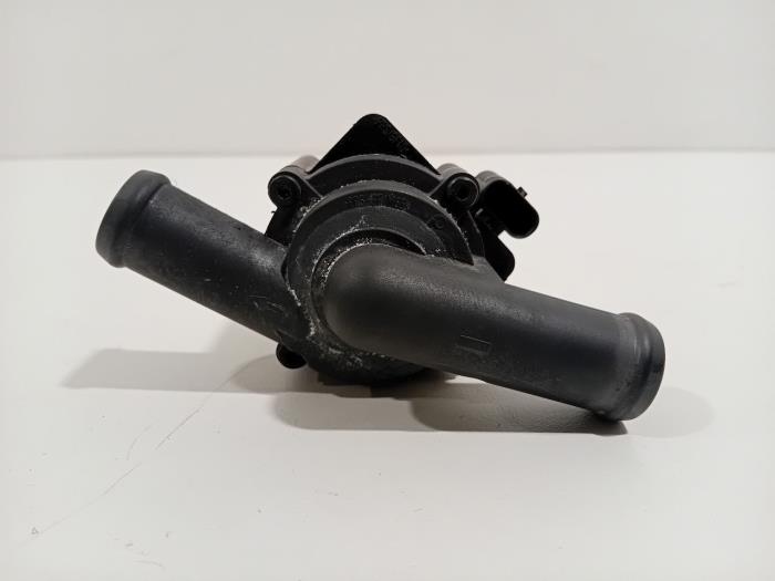 Begagnade Vattenpump Volvo V60 Pris € 30,00 Marginaltabell erbjuds av Van der Ven Autorecycling B.V.