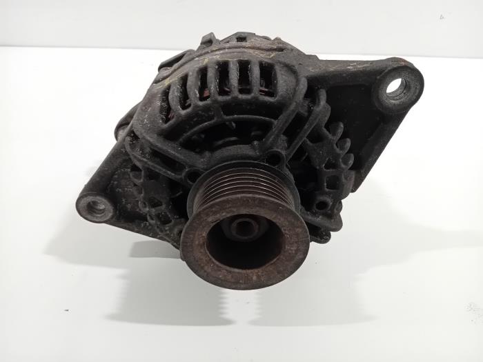 Gebrauchte Dynamo Iveco New Daily Preis € 26,00 Margenregelung angeboten von Van der Ven Autorecycling B.V.