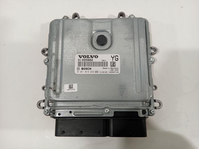 Used Engine management computer Volvo V60 Price € 45,00 Margin scheme offered by Van der Ven Autorecycling B.V.