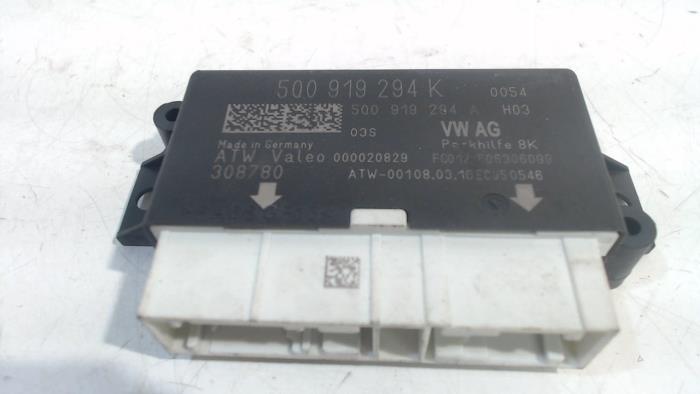 Begagnade PDC-modul Volkswagen Golf Pris € 15,00 Marginaltabell erbjuds av Van der Ven Autorecycling B.V.