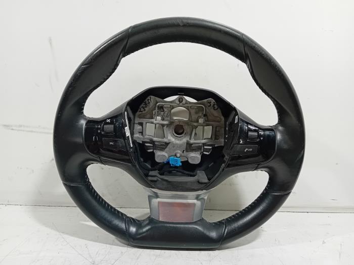 Gebrauchte Lenkrad Peugeot 308 Preis € 100,00 Margenregelung angeboten von Van der Ven Autorecycling B.V.