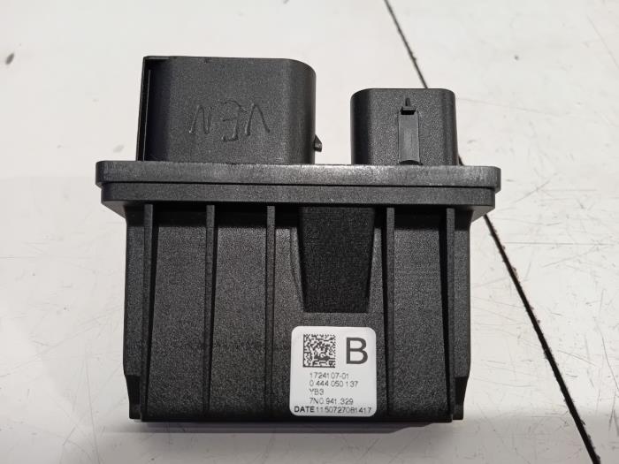 Used Adblue Computer Volkswagen Passat Price € 26,00 Margin scheme offered by Van der Ven Autorecycling B.V.
