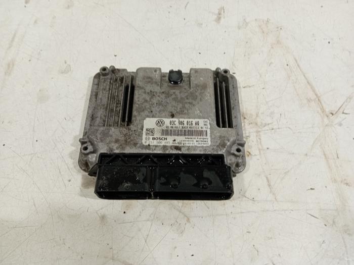 Used Engine management computer Skoda Superb Price € 165,00 Margin scheme offered by Van der Ven Autorecycling B.V.