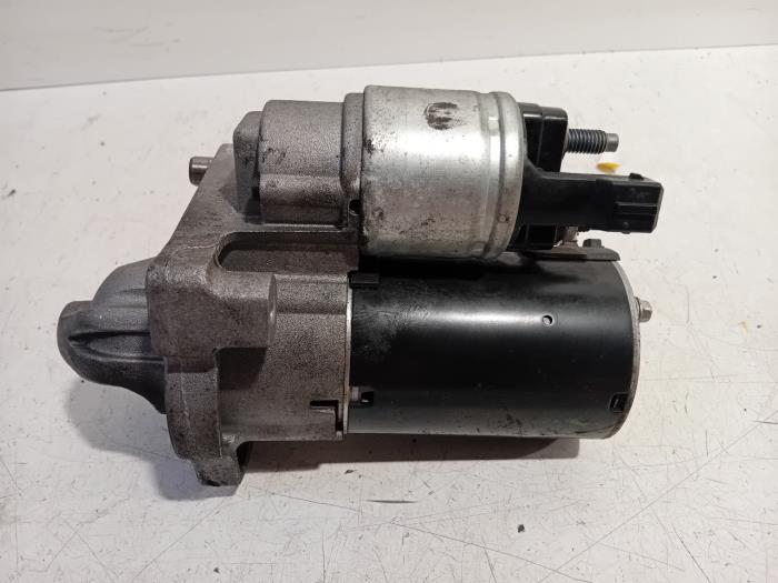 Used Engine management computer Peugeot 3008 Price € 31,00 Margin scheme offered by Van der Ven Autorecycling B.V.