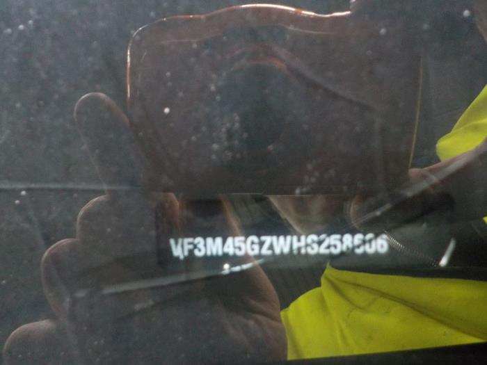Engine management computer from a Peugeot 3008 2018