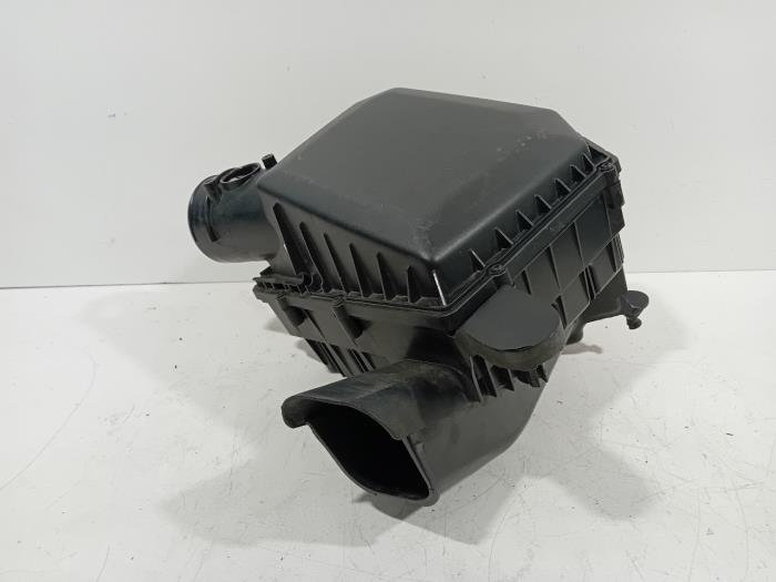 Begagnade Luftfilterhus Volvo XC40 Pris € 150,00 Marginaltabell erbjuds av Van der Ven Autorecycling B.V.